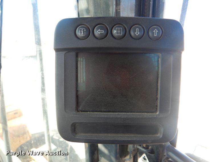 image for item HY9982 2012 John Deere 724K  wheel loader