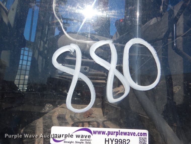 image for item HY9982 2012 John Deere 724K  wheel loader