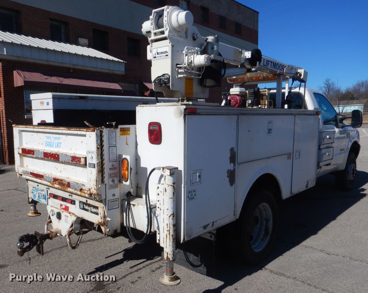 image for item HY9984 2003 Ford F450 Super Duty  service truck