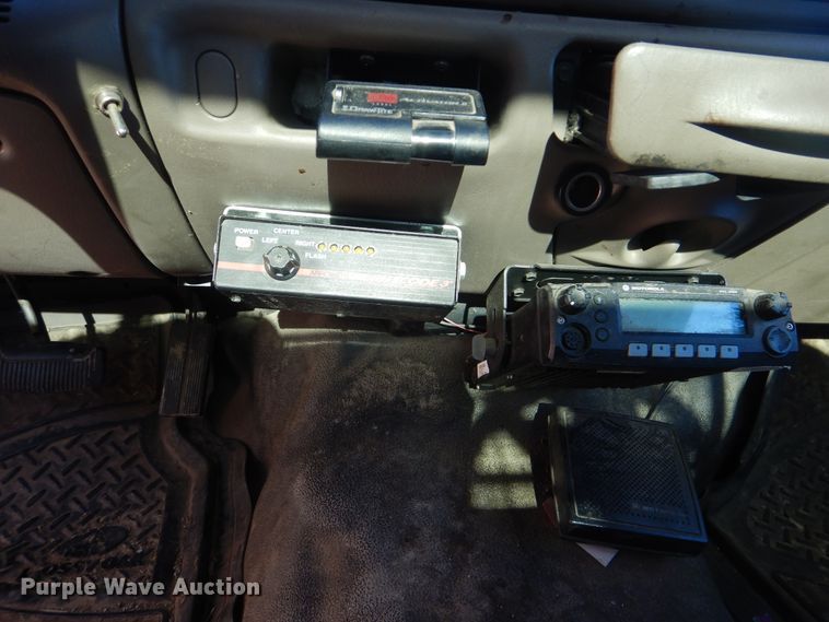 image for item HY9984 2003 Ford F450 Super Duty  service truck