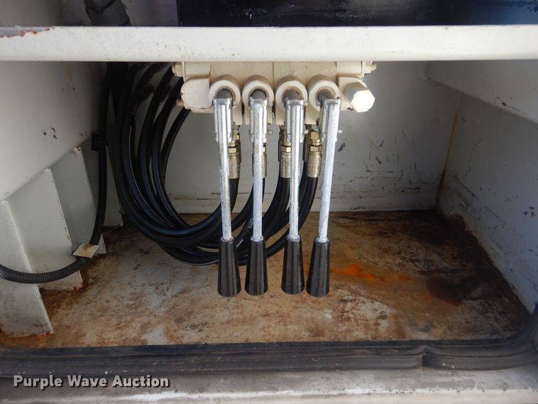 image for item HY9984 2003 Ford F450 Super Duty  service truck