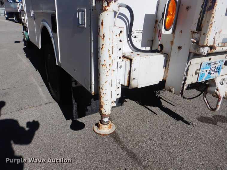 image for item HY9984 2003 Ford F450 Super Duty  service truck