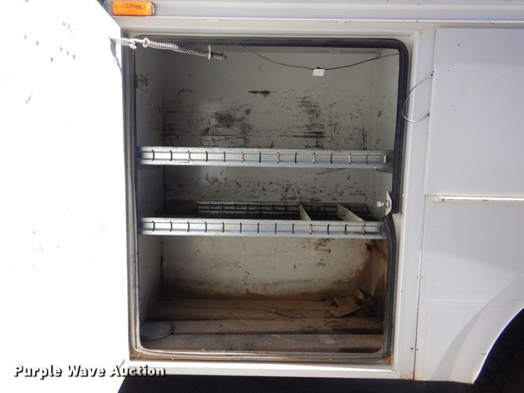 image for item HY9984 2003 Ford F450 Super Duty  service truck