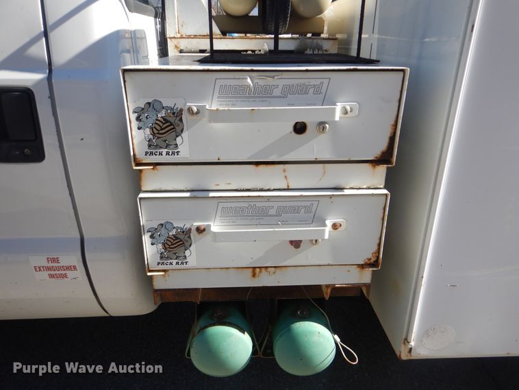 image for item HY9984 2003 Ford F450 Super Duty  service truck