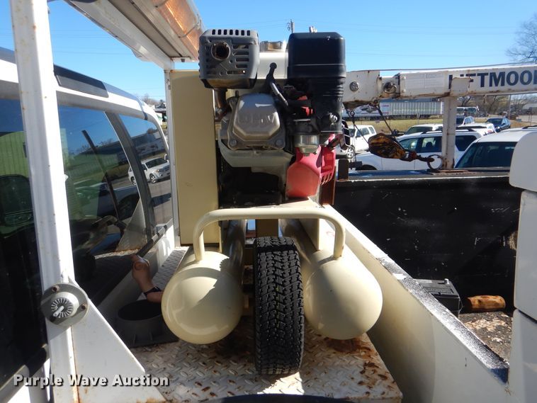 image for item HY9984 2003 Ford F450 Super Duty  service truck