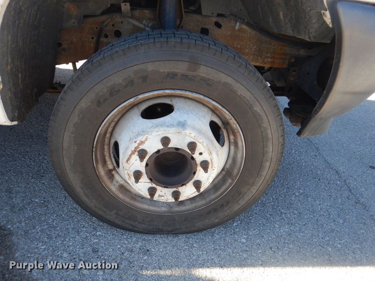 image for item HY9984 2003 Ford F450 Super Duty  service truck