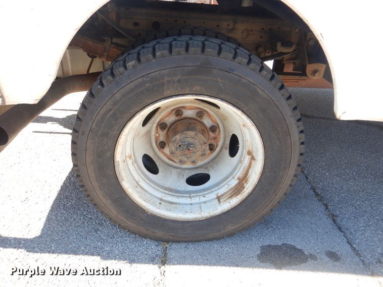 image for item HY9984 2003 Ford F450 Super Duty  service truck