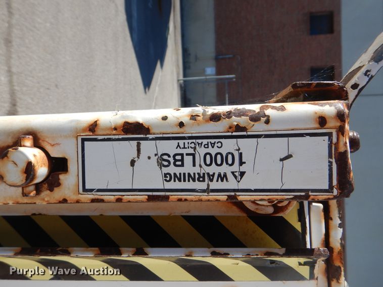 image for item HY9984 2003 Ford F450 Super Duty  service truck