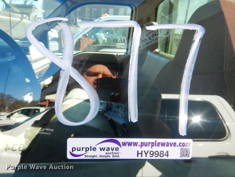 image for item HY9984 2003 Ford F450 Super Duty  service truck