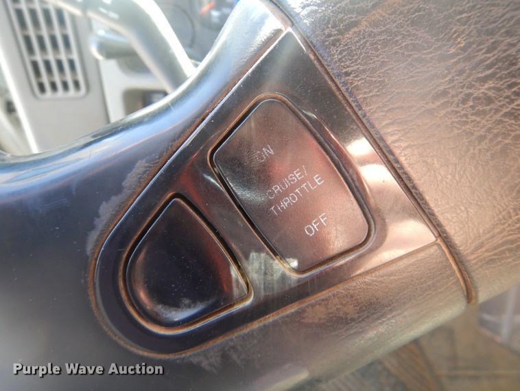 image for item HY9986 2009 International 7400  dump truck