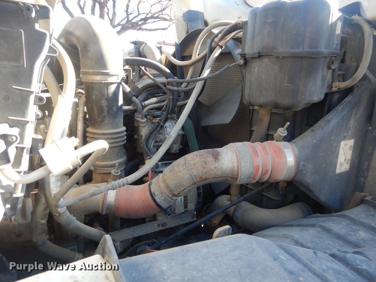 image for item HY9986 2009 International 7400  dump truck