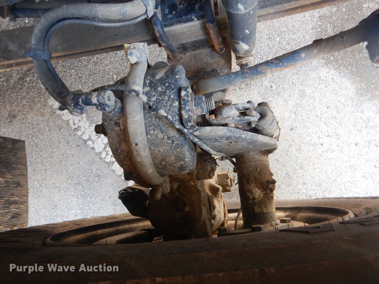 image for item HY9986 2009 International 7400  dump truck