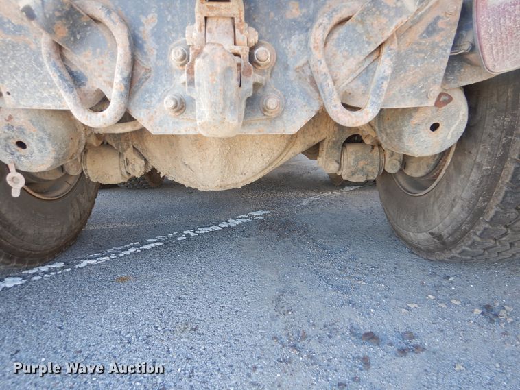 image for item HY9986 2009 International 7400  dump truck