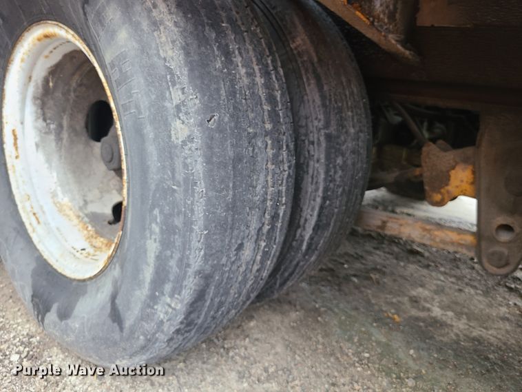 image for item DF3203 2006 Towmaster T-24T tilt deck equipment trailer