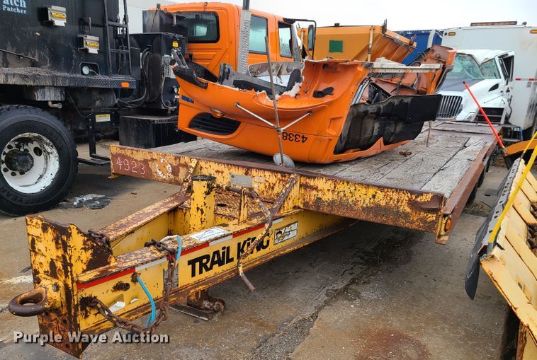 image for item DF3205 1998 Trail King 40LP equipment trailer