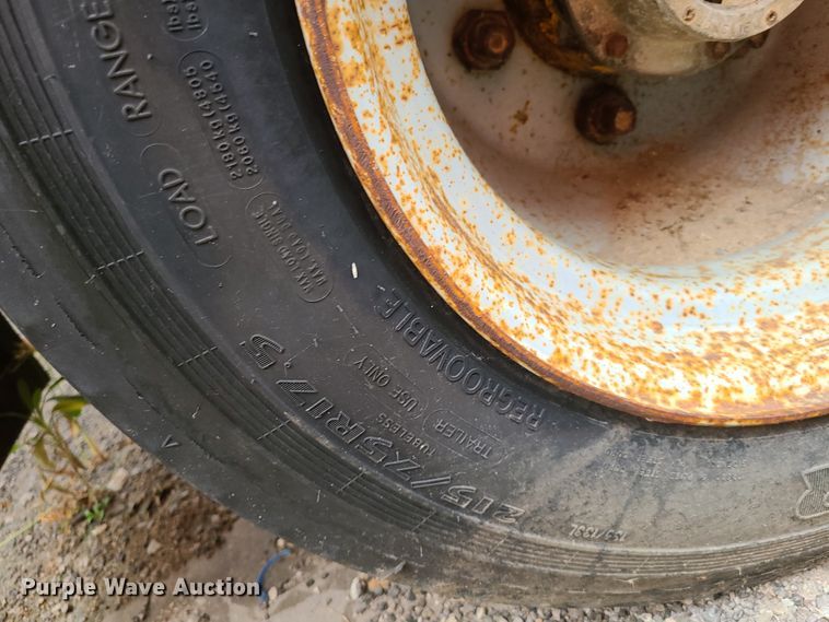 image for item DF3205 1998 Trail King 40LP equipment trailer