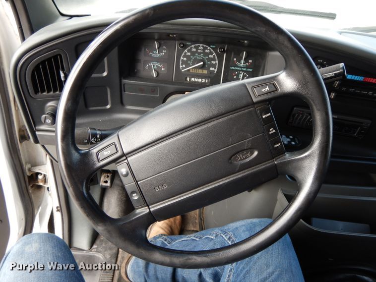 image for item DF3211 1996 Ford Club Wagon  van