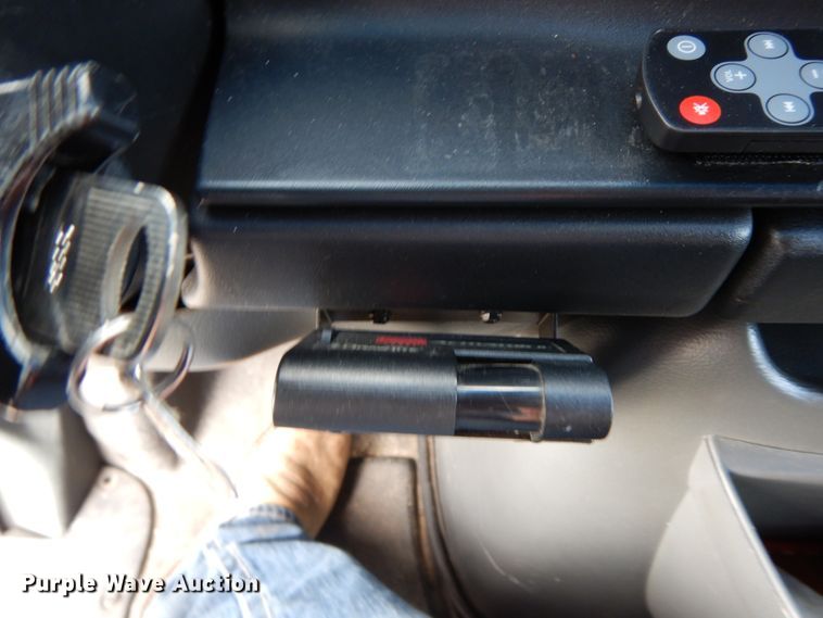 image for item DF3211 1996 Ford Club Wagon  van