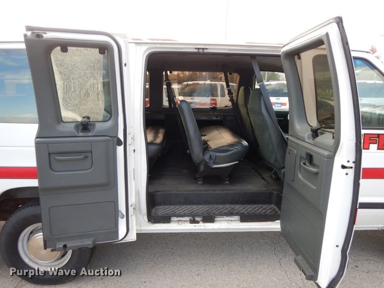 image for item DF3211 1996 Ford Club Wagon  van