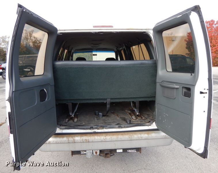 image for item DF3211 1996 Ford Club Wagon  van