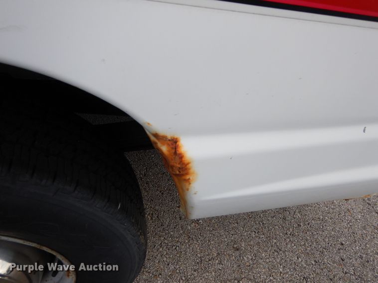 image for item DF3211 1996 Ford Club Wagon  van