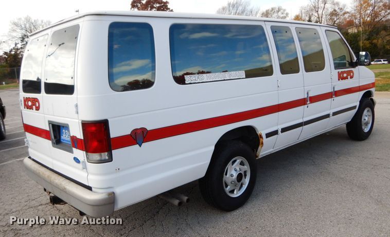 image for item DF3212 1996 Ford Club Wagon  van