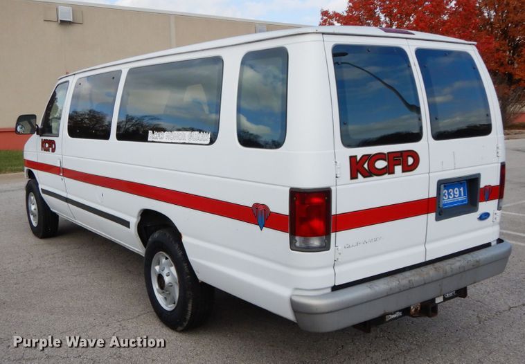image for item DF3212 1996 Ford Club Wagon  van