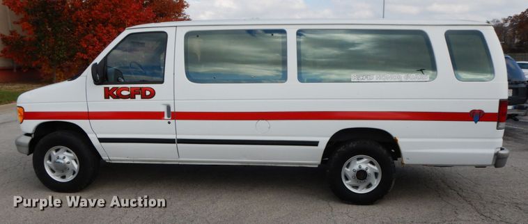 image for item DF3212 1996 Ford Club Wagon  van