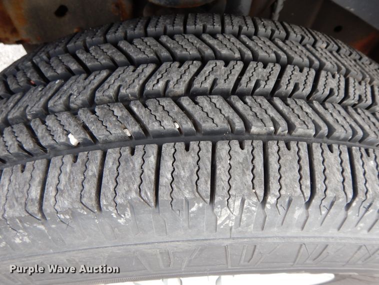 image for item DF3212 1996 Ford Club Wagon  van