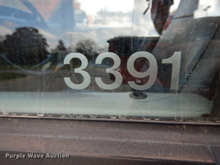 image for item DF3212 1996 Ford Club Wagon  van