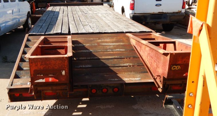 image for item DH7020 2000 Contrail equipment trailer