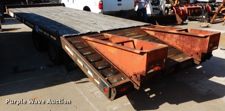 image for item DH7020 2000 Contrail equipment trailer