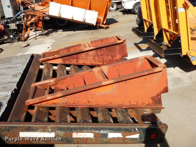 image for item DH7020 2000 Contrail equipment trailer