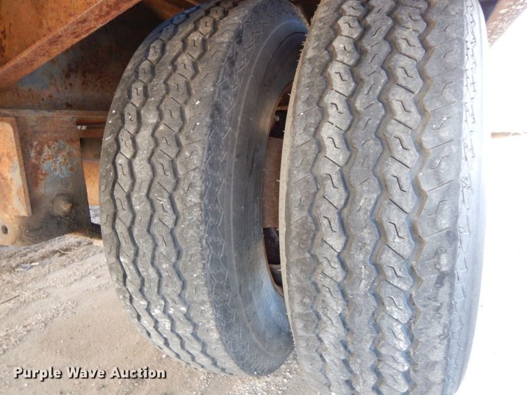 image for item DH7020 2000 Contrail equipment trailer