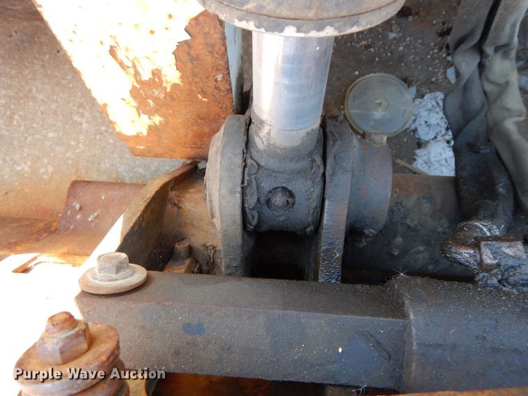 image for item DH7023 2006 Bobcat T300  tracked skid steer loader