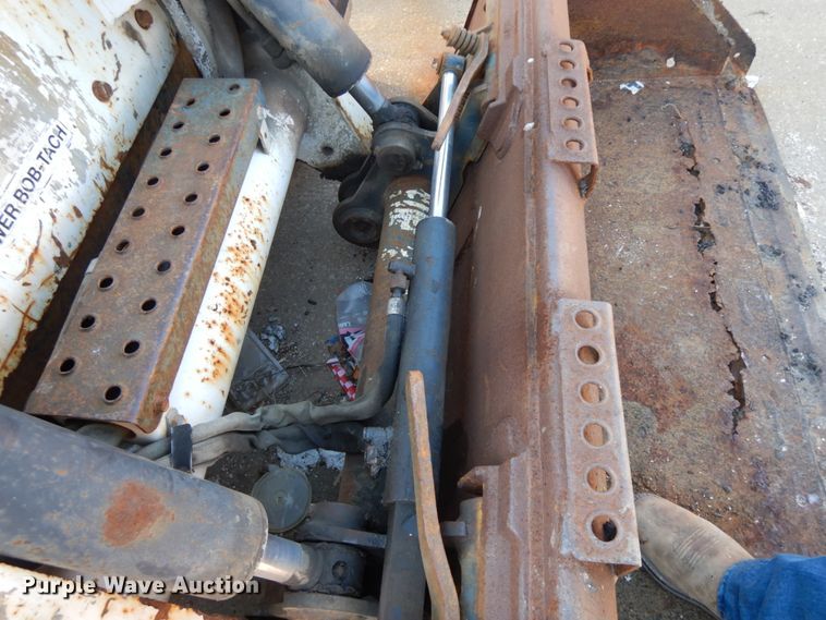 image for item DH7023 2006 Bobcat T300  tracked skid steer loader