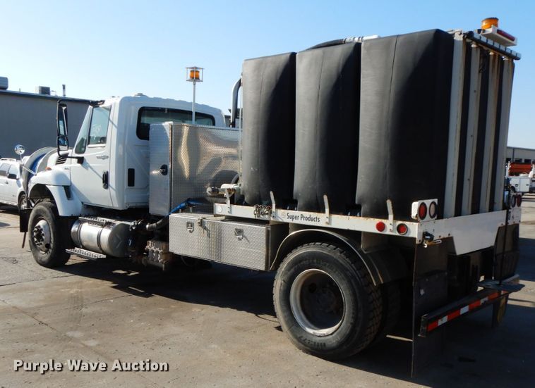 image for item DH7024 2011 International 7500 sewer jetter truck