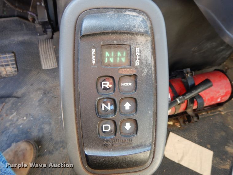 image for item DH7024 2011 International 7500 sewer jetter truck