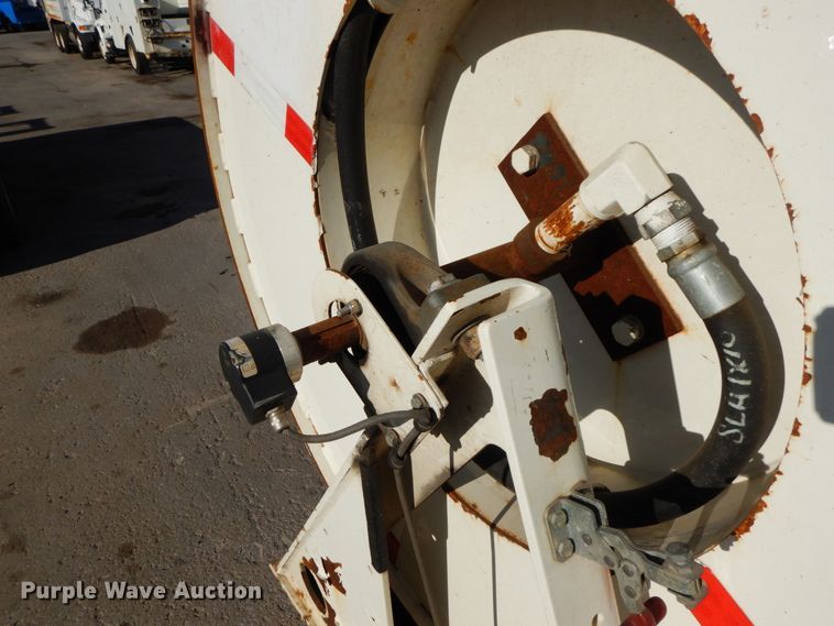 image for item DH7024 2011 International 7500 sewer jetter truck