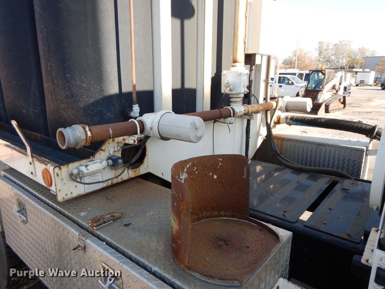 image for item DH7024 2011 International 7500 sewer jetter truck