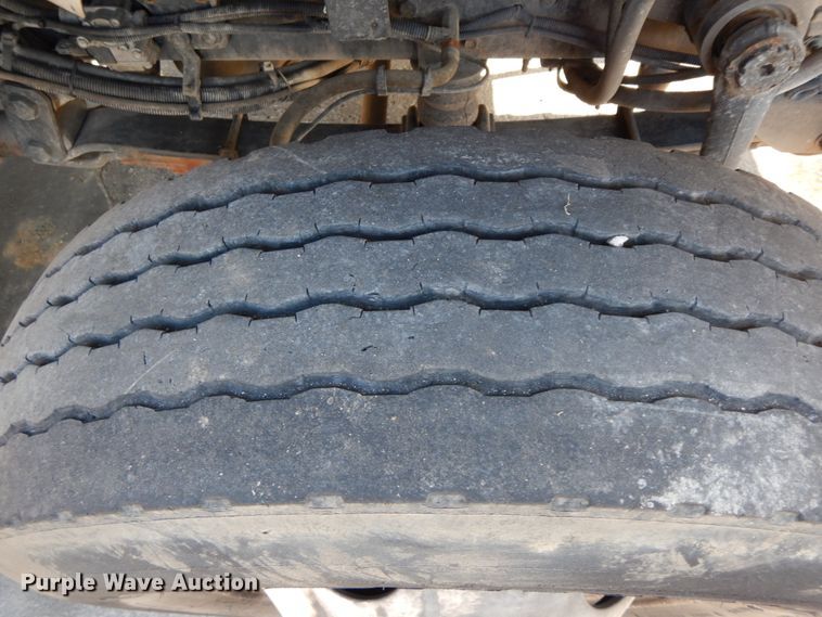 image for item DH7024 2011 International 7500 sewer jetter truck