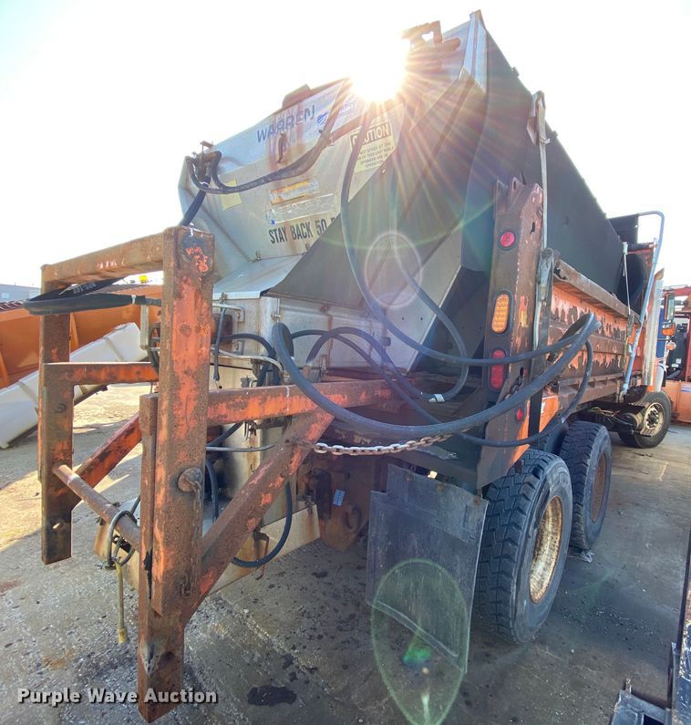 image for item DH7025 2007 International 7600  dump truck