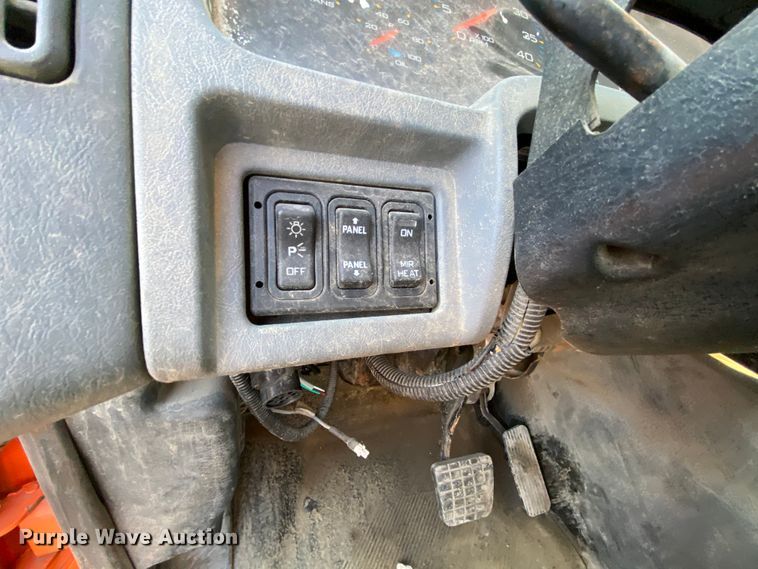 image for item DH7025 2007 International 7600  dump truck