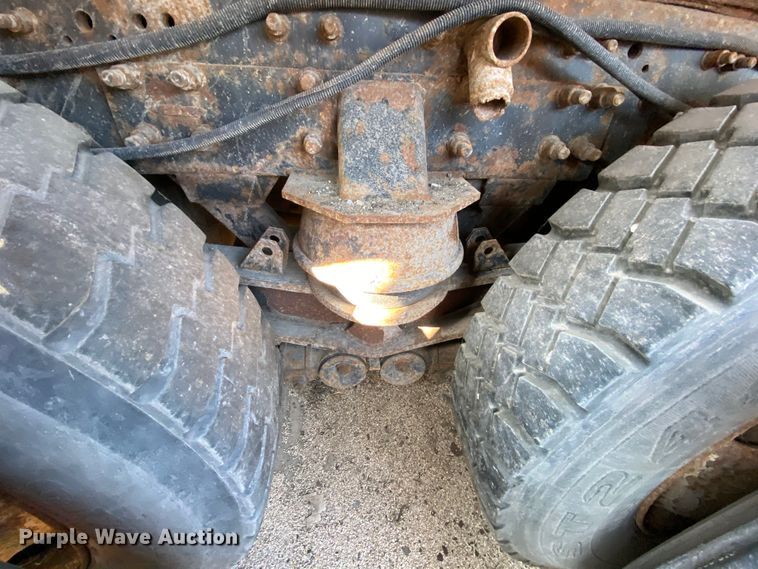 image for item DH7025 2007 International 7600  dump truck