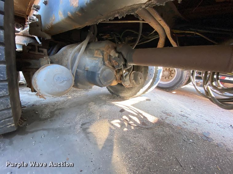 image for item DH7025 2007 International 7600  dump truck