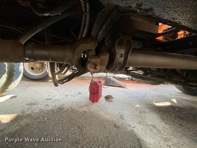 image for item DH7025 2007 International 7600  dump truck