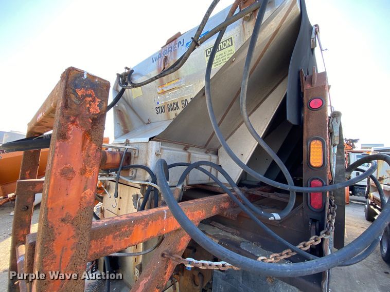 image for item DH7025 2007 International 7600  dump truck