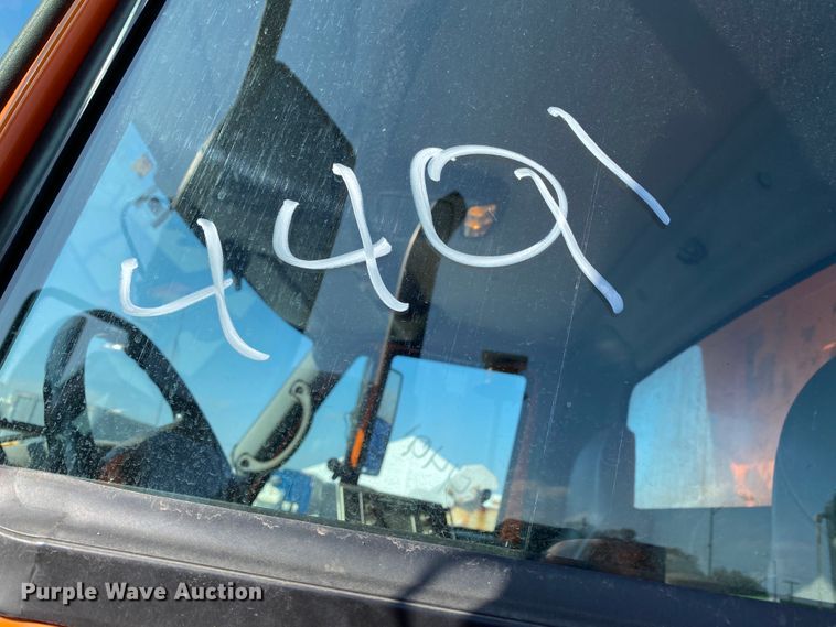 image for item DH7025 2007 International 7600  dump truck