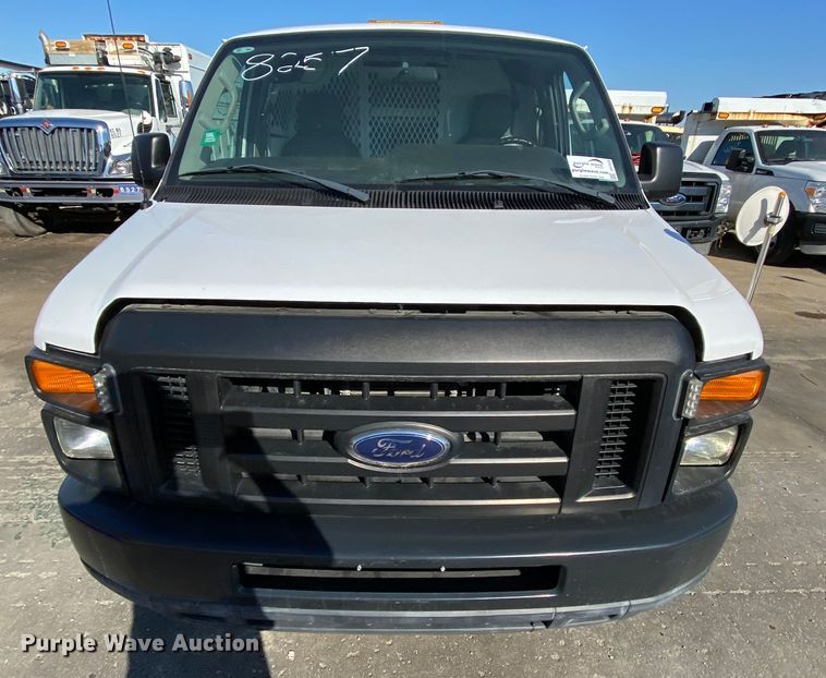 image for item DH7028 2010 Ford E350  van