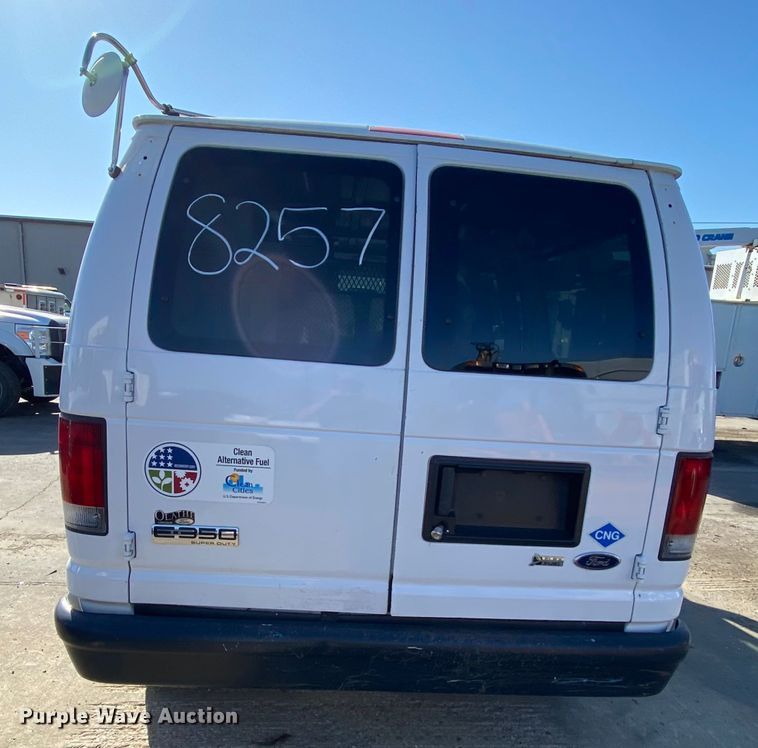 image for item DH7028 2010 Ford E350  van